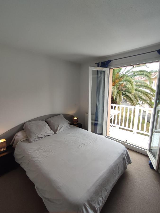 Ferienwohnung Petit Oasis Avec Piscine Anglet Exterior foto